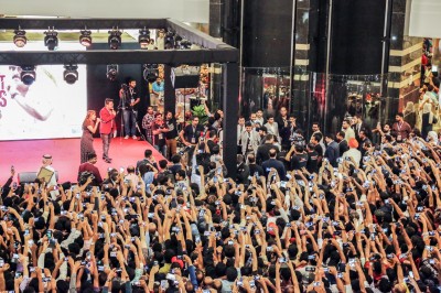 Dalma Mall Flooded With Over 25,000 Mammootty Fans to Get a Glimpse of the Megastar