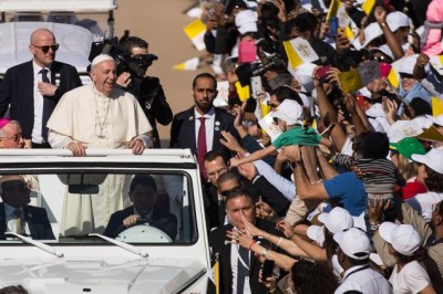 Pope Francis Delivers Historic Mass for 180,000 Catholics in The United Arab Emirates