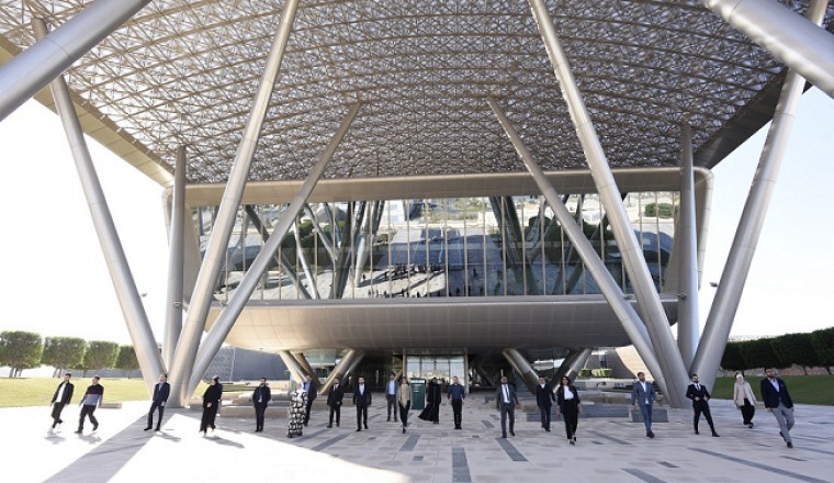 المبتكرون العرب يستعرضون مشاريعهم أماملجنة تحكيم نجوم العلوم التابع لمؤسسة قطر