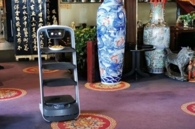Reasons the Largest Chinese Restaurant in the Netherlands Uses the Pudu Robotics Food Delivery Robot