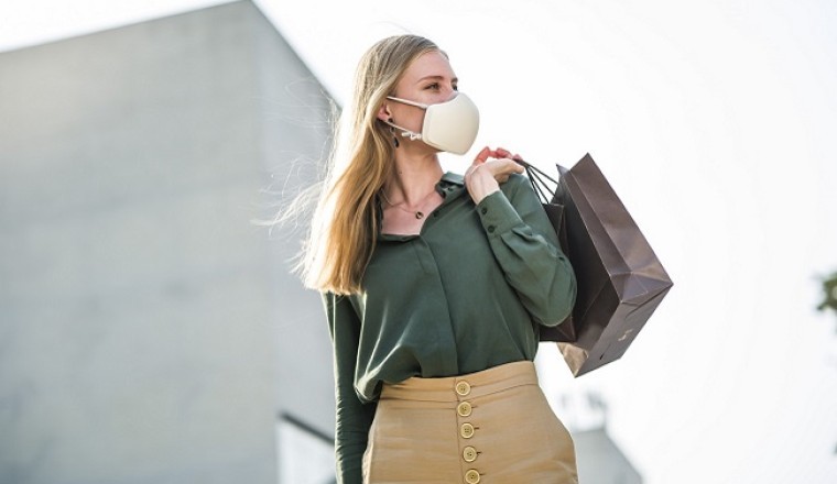 Enjoy Life On-the-Go with LG's Advanced PuriCare Wearable Air Purifier