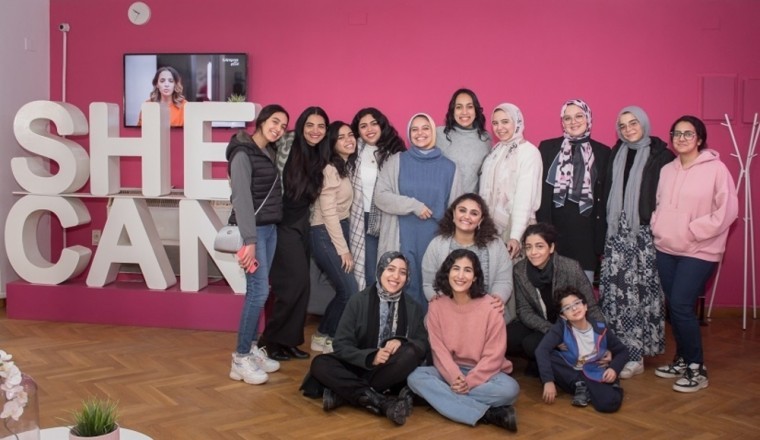 ڨاتيكا فويسز تستمر في دعم تمكين المرأة من خلال #GiftAPush وتطلق عددًا من الفيديوهات لنشر أفكار الإيمان والحب والأمل في رمضان