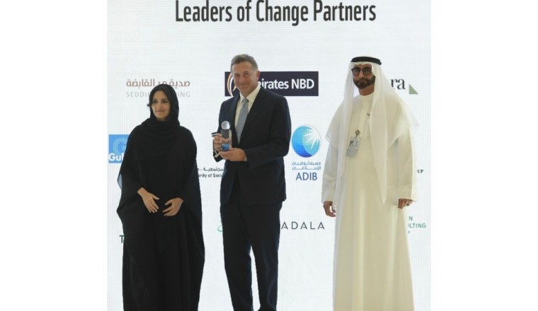 Gulftainer picks up the Emirates Nature-WWF ‘Leaders of Change’ award for their pioneering role in sustainability and environment