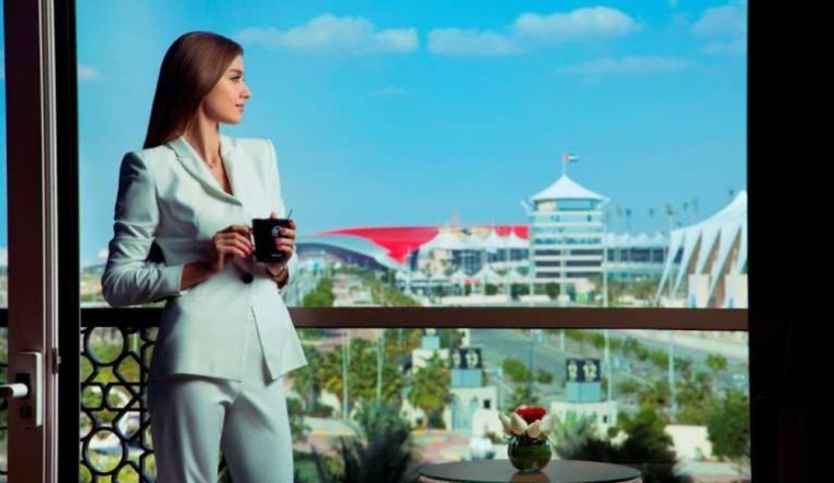 FAST-TRACK YOUR WAY TO THE F1 ABU DHABI GRAND PRIX 2022 WITH EXCLUSIVE SUITE OFFERS AT YAS PLAZA HOTELS