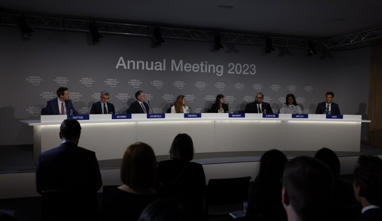 وزارة الاقتصاد والتخطيط تتعاون مع UpLink للتصدي للمخاطر التي تواجه الأمن الغذائي في المناطق القاحلة