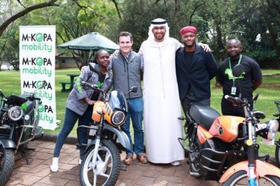 الرئيس الإماراتي المعيّن لمؤتمر الأطراف بشأن تغيّر المناخ ’كوب 28‘ يزور رئيس شركة ’إم-كوبا‘ الكينية للتكنولوجيا المالية الحائزة على جوائز على هامش منتدى الطاقة الإفريقيّ