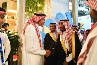 During the Opening of the “Saudi Food” Exhibition: Minister of Industry Visits 