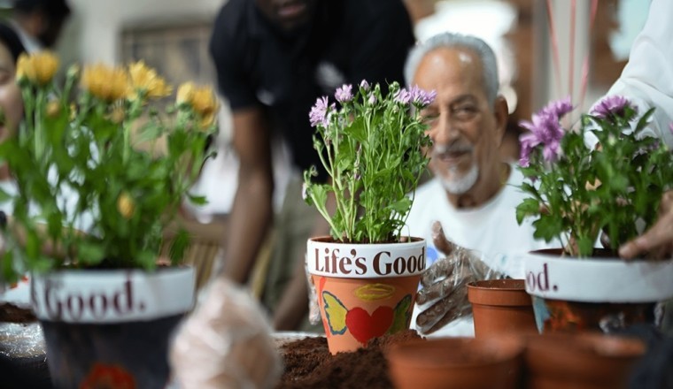 دعماً للمجتمعات المحلية واحتفاءً بمبادرة "أبطال إل جي" دبي