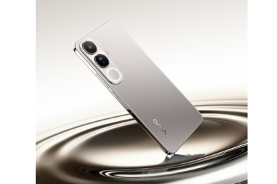 vivo Unveils V40 Lite with Stunning Titanium Silver Finish and AI-Powered Aura Light