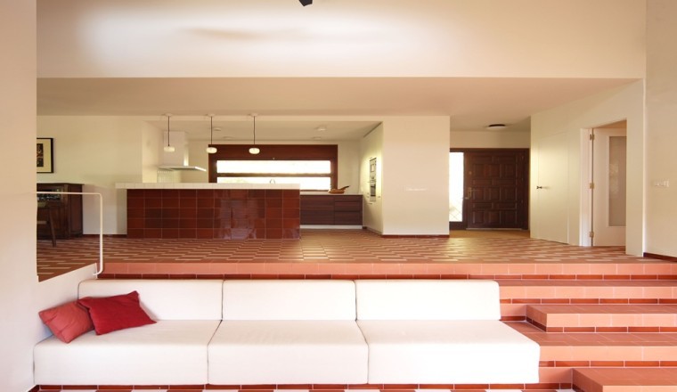 بلاط السيراميك الإسباني يواصل زخمه في طفرة البناء الأخضر بالإمارات