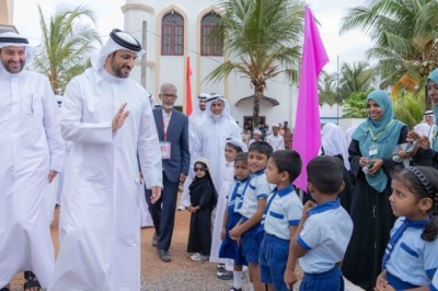 Sultan bin Ahmed visits Al Rahma Village in Sri Lanka